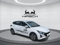 Gebraucht Hyundai i20 Trend 101 PS (74 kW) 2025 Weiß Kleinwagen