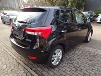 Gebraucht Hyundai ix20 Style 125 PS (91 kW) 2012 Schwarz Kleinwagen