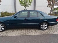 Gebraucht Mercedes 280 Elegance 193 PS (141 kW) 1996 Grün Limousine