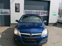 Gebraucht Opel Astra 105 PS (77 kW) 2006 Blau Limousine