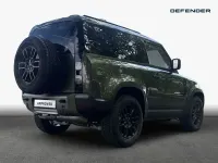 Gebraucht Land Rover Defender S 249 PS (183 kW) 2026 Woolstone green SUV