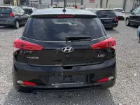 Gebraucht Hyundai i20 YES! 101 PS (74 kW) 2017 Schwarz Limousine