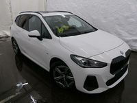 Gebraucht BMW 223 Active Tourer M Sport 204 PS (150 kW) 2025 Alpinweiss Van / Kleinbus