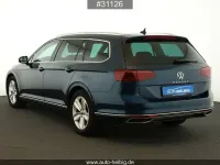 Gebraucht VW Passat Elegance 200 PS (147 kW) 2021 Blau Kombi
