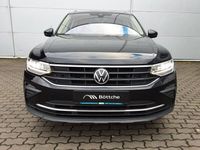 Gebraucht VW Tiguan Active 150 PS (110 kW) 2022 Deep black perleffekt SUV