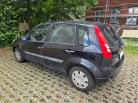 Gebraucht Ford Fiesta Ambiente 60 PS (44 kW) 2006 Blau Kleinwagen