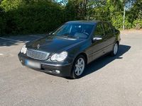 Gebraucht Mercedes C240 Elegance 170 PS (125 kW) 2001 Andere farben Limousine