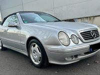 Gebraucht Mercedes CLK320 Elegance 218 PS (160 kW) 2002 Silber Cabrio