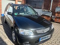 Gebraucht Mazda Demio Comfort 63 PS (46 kW) 2001 Schwarz Kleinwagen