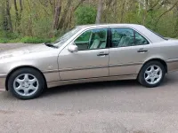 Gebraucht Mercedes C240 Elegance 170 PS (125 kW) 1998 Limousine