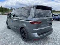 Neu VW Multivan Life 150 PS (110 kW) 2025 Grau, indiumgrau metallic (x3) Van / Kleinbus