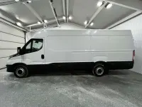 Używany Iveco Daily 156 KM (114 kW) 2023 Biały Van