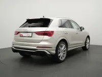 Gebraucht Audi RS Q3 Sport 400 PS (294 kW) 2022 Individuallackierungen audi exclusive SUV