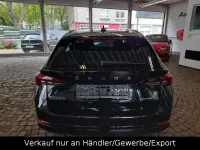 Gebraucht Skoda Octavia Selection 150 PS (110 kW) 2024 Schwarz Kombi