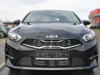 Neu Kia Ceed Vision 140 PS (102 kW) 2025 Schwarz Kleinwagen