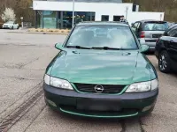 Gebraucht Opel Vectra 136 PS (100 kW) 1997 Grün Limousine