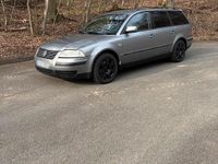 Gebraucht VW Passat 130 PS (95 kW) 2003 Grau Limousine