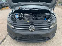 Gebraucht VW Caddy Maxi 102 PS (75 kW) 2016 Silber Van / Kleinbus