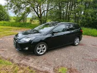 Gebraucht Ford Focus 125 PS (91 kW) 2012 Schwarz Kombi