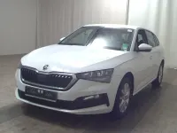 Gebraucht Skoda Scala Ambition 110 PS (80 kW) 2021 Weiss Kleinwagen