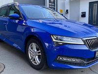 Gebraucht Skoda Superb Premium Edition 190 PS (139 kW) 2020 Blau Kombi