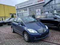 Gebraucht Mercedes A180 109 PS (80 kW) 2009 Blau Kleinwagen