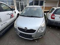 Gebraucht Opel Agila Edition 65 PS (47 kW) 2009 Stahlsilber Kleinwagen