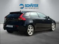 Gebraucht Volvo V40 Kinetic 152 PS (111 kW) 2017 Schwarz Kombi