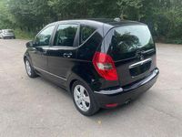 Gebraucht Mercedes A160 Avantgarde 95 PS (69 kW) 2010 Schwarz Limousine