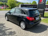Gebraucht Mercedes B200 136 PS (100 kW) 2013 Schwarz Kleinwagen