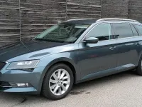 Gebraucht Skoda Superb Style 190 PS (139 kW) 2016 Grau Kombi