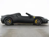 Neu Ferrari 296 663 PS (487 kW) 2025 Schwarz Cabrio