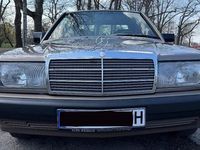 Gebraucht Mercedes 190 118 PS (86 kW) 1990 Braun Limousine