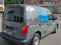 Usata VW Caddy 102 CV (75 kW) 2018 Grigio Monovolume