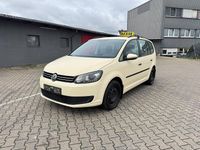 Gebraucht VW Touran 150 PS (110 kW) 2011 Gelb Van / Kleinbus