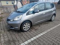 Gebraucht Honda Jazz 100 PS (73 kW) 2009 Silber Kleinwagen
