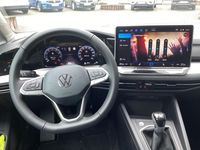 Gebraucht VW Golf VIII Life 116 PS (85 kW) 2024 Anemonenblau metallic Limousine