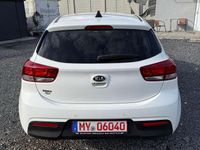 Gebraucht Kia Rio Edition 7 99 PS (72 kW) 2018 Weiß Limousine