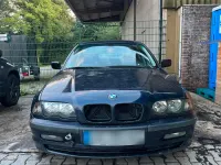 Gebraucht BMW 323 170 PS (125 kW) 1998 Blau Limousine