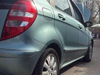 Gebraucht Mercedes A150 Elegance 95 PS (69 kW) 2005 Grün Van / Kleinbus