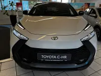 Neu Toyota C-HR 197 PS (144 kW) 2025 Weiß SUV