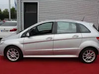 Gebraucht Mercedes B160 95 PS (69 kW) 2011 Silber Kleinwagen