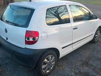 Gebraucht VW Fox 54 PS (39 kW) 2011 Weiß Kleinwagen