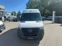 Gebraucht Mercedes Sprinter 170 PS (125 kW) 2024 Arktikweiss Van