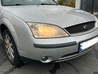 Gebraucht Ford Mondeo 145 PS (106 kW) 2003 Silber Kombi