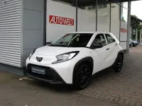 Gebraucht Toyota Aygo X Basis 72 PS (52 kW) 2023 Weiß SUV