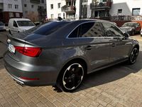 Gebraucht Audi A3 Sport 140 PS (102 kW) 2013 Grau Limousine