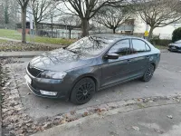 Gebraucht Skoda Rapid 105 PS (77 kW) 2013 Grau Kleinwagen