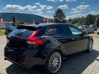 Gebraucht Volvo V40 You! 179 PS (131 kW) 2015 Schwarz Limousine