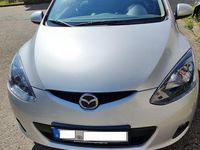 Gebraucht Mazda 2 Inclusive 103 PS (75 kW) 2008 Silber Kleinwagen
